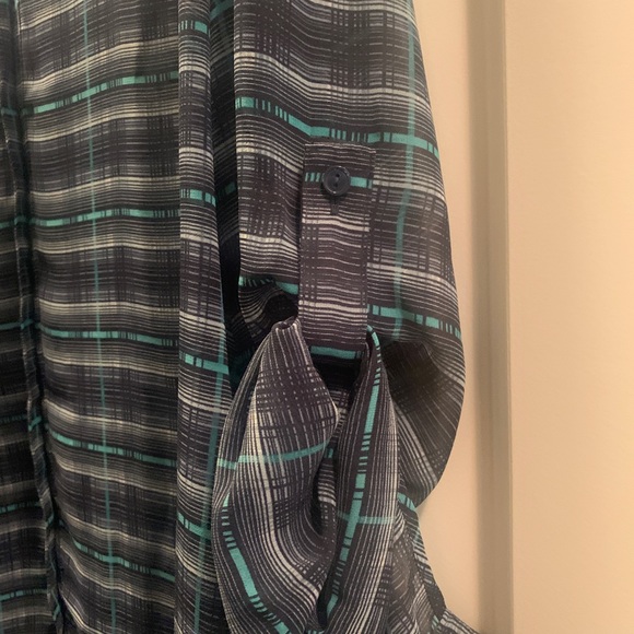 LOFT M plaid blouse - Picture 5 of 5